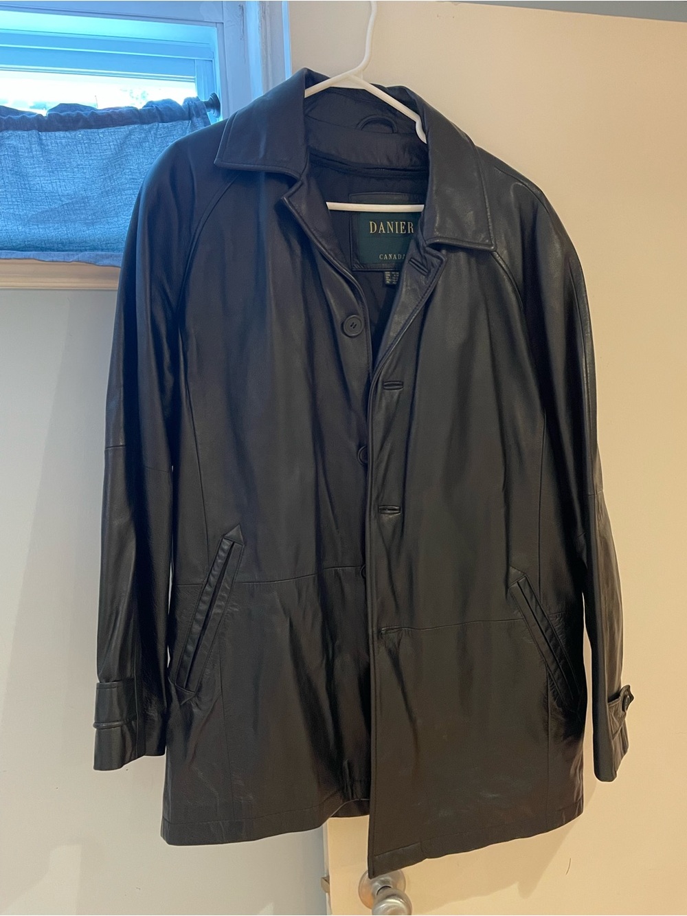 Vintage Danier black leather jacket M